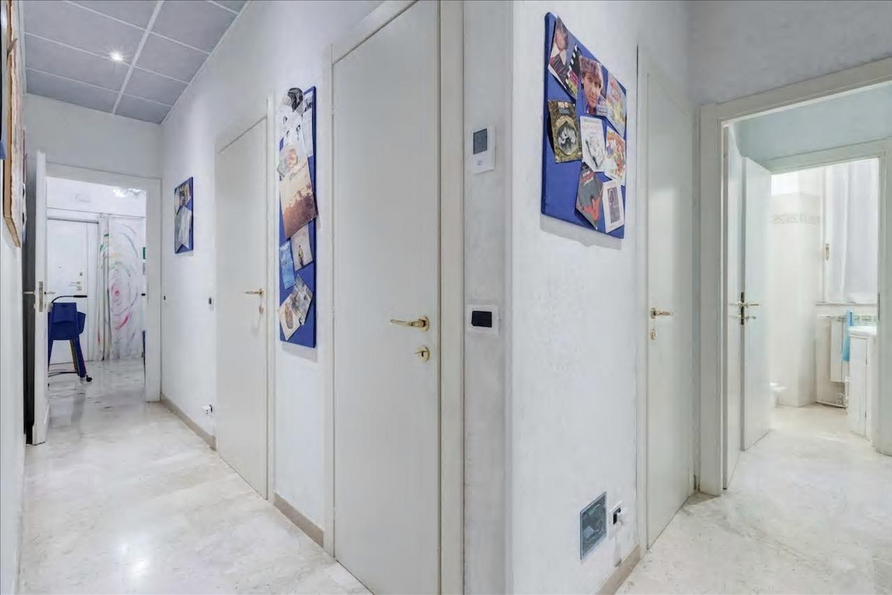 Holiday Jeans Apartment Rome Bagian luar foto